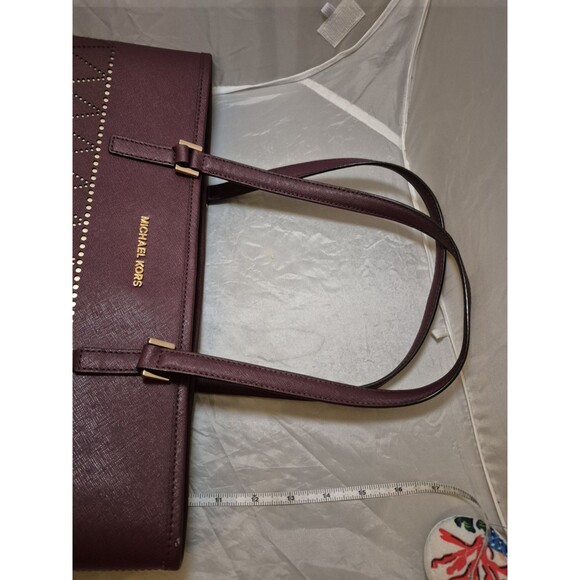 Michael Kors Jet Set Travel Tote Maroon With Gold Laser Cut Design Large Tote - Picture 13 of 13